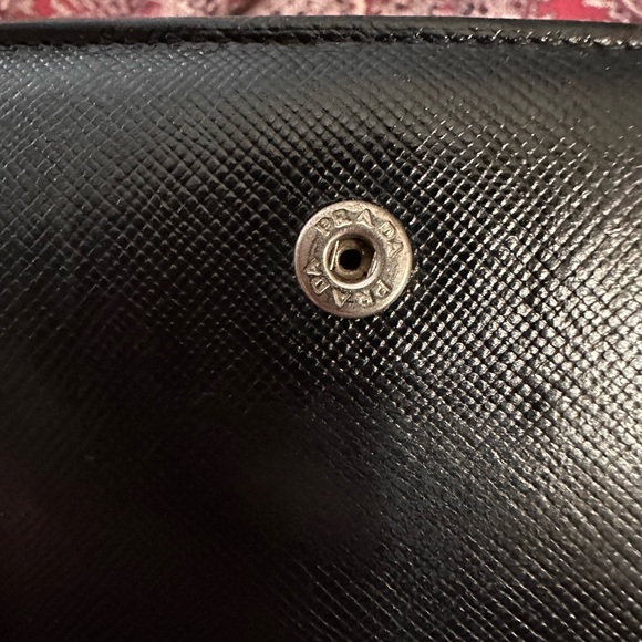 Authentic Prada Saffiano Leather Bifold Wallet. - Picture 4 of 16